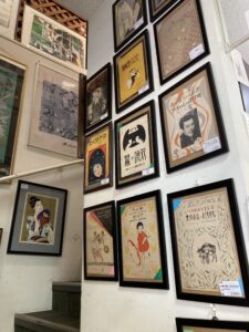 ポスターや絵画｜階段額ものコーナーより（2）