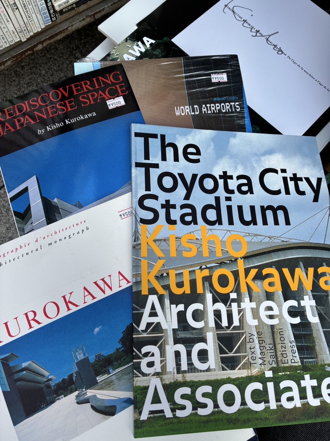 黒川紀章の新入荷｜建築コーナーより